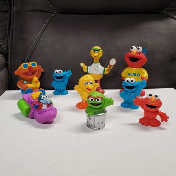 Sesame Street Toys Toy Figures Sesame Street Lot Of 9 Poshmark